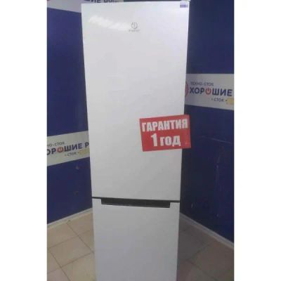 Лот: 25848352. Фото: 1. Холодильник Indesit DFE 4200 W. Холодильники, морозильные камеры