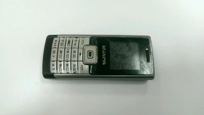 Лот: 6242589. Фото: 1. Сотовый телефон Samsung B200... Кнопочные мобильные телефоны