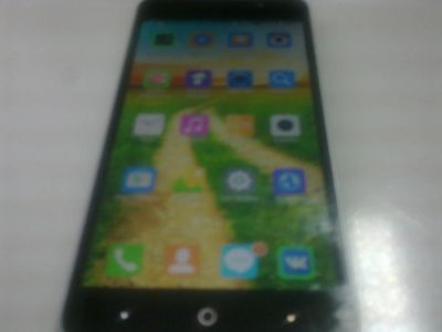 Лот: 5148011. Фото: 1. Смарфон UMI C1 4 ядра/16Gb/Android... Смартфоны