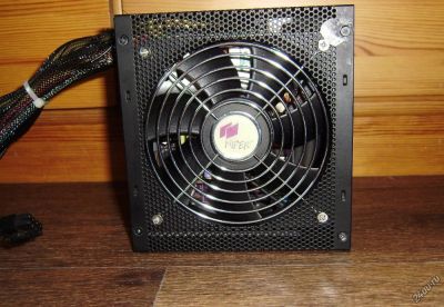 Лот: 6830648. Фото: 1. Блок питания Hiper 580W. Корпуса, блоки питания