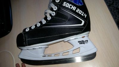 Лот: 8090784. Фото: 1. Коньки SOCHI 2014. Коньки