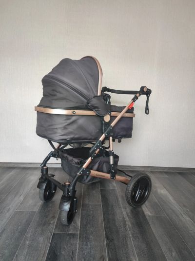 Лот: 19008643. Фото: 1. Коляска трансформер 3в1 luxmom. Коляски