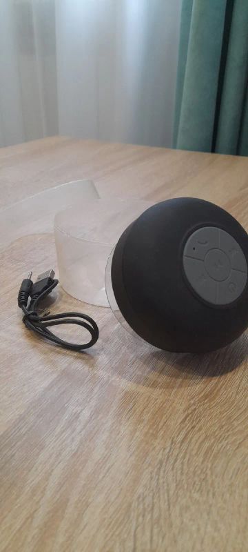 Лот: 19424387. Фото: 1. Bluetooth-колонка! Новая! Смотрите... Портативные, беспроводные колонки