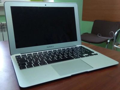 Лот: 10791933. Фото: 1. MacBook Air 2013 11", срочная... Ноутбуки