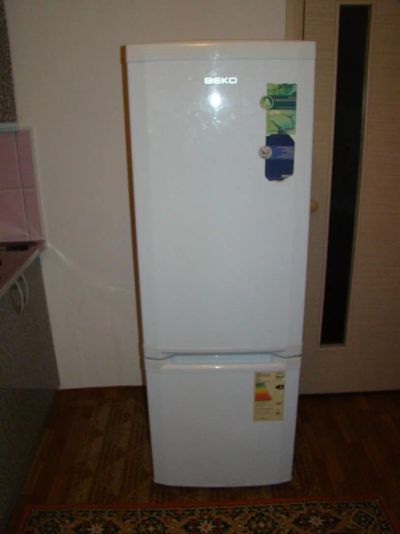 Лот: 8201755. Фото: 1. Холодильник BEKO. Холодильники, морозильные камеры