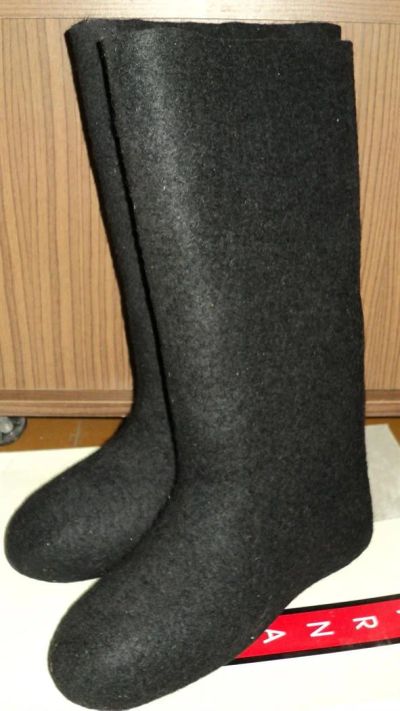 Лот: 3551503. Фото: 1. Валенки почти новые. Угги, унты, валенки