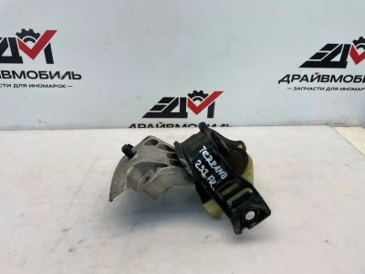 Лот: 25781304. Фото: 1. подушка двигателя Nissan Terrano... Двигатель и элементы двигателя