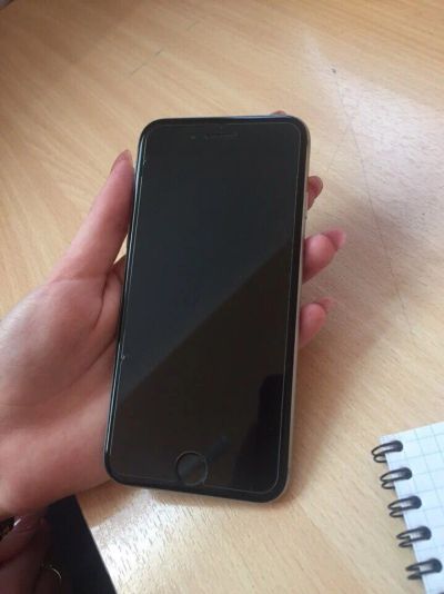 Лот: 10759180. Фото: 1. iPhone 6 space gray 16gb. Смартфоны