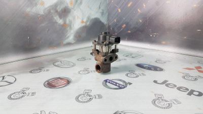 Лот: 23585110. Фото: 1. Клапан EGR Mazda MPV GY GY0120300A. Выхлопная система