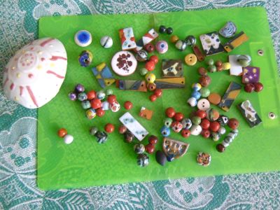 Лот: 25128746. Фото: 1. Бусины и накладки керамические... Бижутерия ручной работы