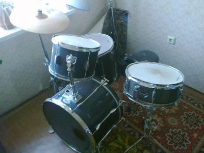 Лот: 4240055. Фото: 1. Барабаны, ударная установка. Ударные