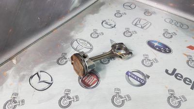 Лот: 23584467. Фото: 1. Поршень с шатуном Toyota Passo... Двигатель и элементы двигателя