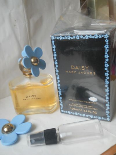 Лот: 3028624. Фото: 1. Daisy Garland Marc Jacobs 20мл. Женская парфюмерия