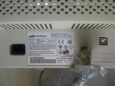 Лот: 8701497. Фото: 1. монитор Samsung SyncMaster 757NF... ЭЛТ-мониторы