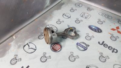 Лот: 23584369. Фото: 1. Поршень с шатуном Subaru Outback... Двигатель и элементы двигателя