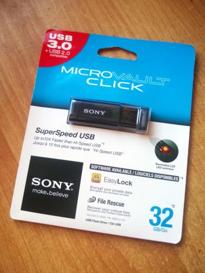 Лот: 5265817. Фото: 1. USB-флеш накопитель Sony USM32GU... USB-флеш карты