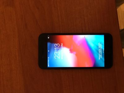 Лот: 12387043. Фото: 1. iPhone 7 128 GB Jet Black. Смартфоны