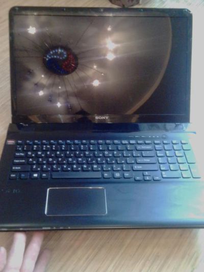 Лот: 7455859. Фото: 1. SONY Vaio SVE1713A4RB Core i3-3120M... Ноутбуки