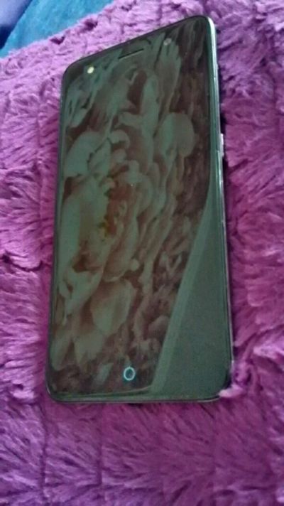 Лот: 8959050. Фото: 1. ZTE blade v7 lite. Смартфоны