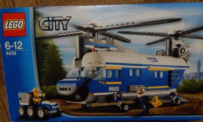 Лот: 10433697. Фото: 1. Lego City Грузовой вертолёт 4439. Конструкторы