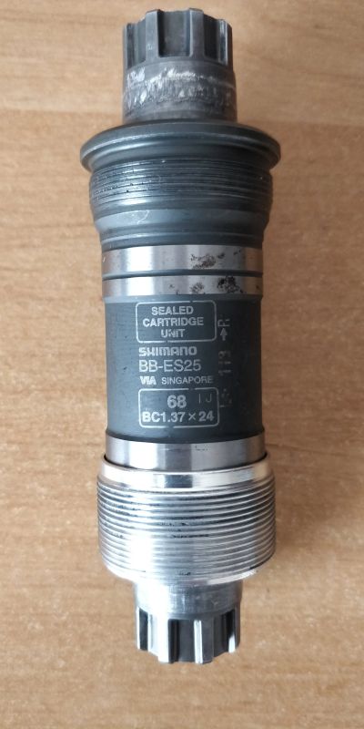 Лот: 11556794. Фото: 1. Каретка Shimano, BB-ES25, 68/113. Запчасти