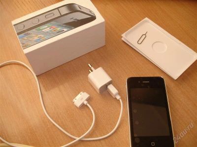 Лот: 1634245. Фото: 1. Apple iPhone 4. Кнопочные мобильные телефоны
