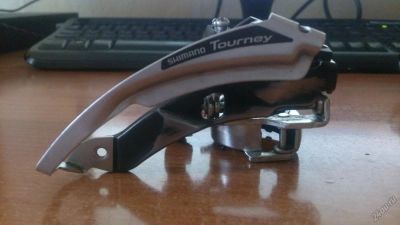 Лот: 5807404. Фото: 1. Переключатель передний Shimano... Запчасти
