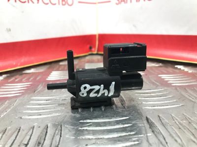 Лот: 16616725. Фото: 1. Клапан электромагнитный Mazda... Электрооборудование