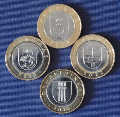 Лот: 2986938. Фото: 1. Литва курорты 4 монеты по 2 лита... Страны СНГ и Балтии
