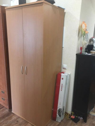 Лот: 9853678. Фото: 1. Шкаф в отличном состоянии. Шкафы, шкафы-купе