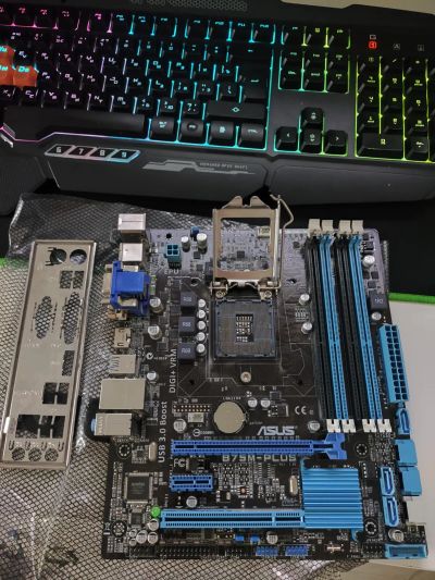 Лот: 25353160. Фото: 1. Asus B75M Plus читать описание. Материнские платы
