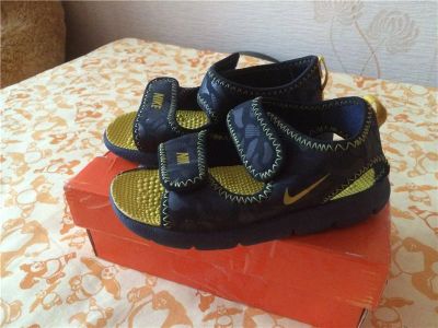 Лот: 5004461. Фото: 1. сланцы NIKE, новые. Шлепанцы, сланцы