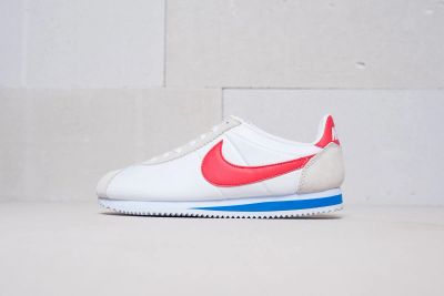 Лот: 11640990. Фото: 1. Кроссовки Nike Classic Cortez... Кеды, кроссовки, слипоны