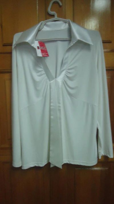 Лот: 4215428. Фото: 1. блуза Райс-с,новая цвет молочный... Блузы, рубашки
