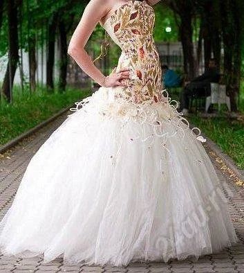 Лот: 448215. Фото: 1. Свадебное платье. Другое (свадебная мода)