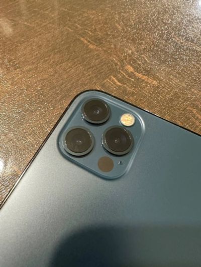 Лот: 21139488. Фото: 1. iPhone 12 PRO 128ГБ. Смартфоны
