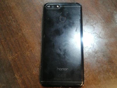 Лот: 19829925. Фото: 1. Телефон Honor 7а pro. Кнопочные мобильные телефоны