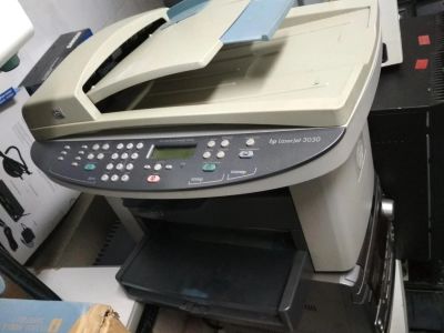 Лот: 10588958. Фото: 1. лазерный мфу(с факсом) HP laserjet... Лазерные принтеры