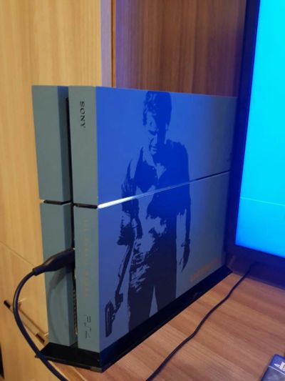 Лот: 11633593. Фото: 1. Sony Playstation 4 1 tb, 7 игр... Игровые приставки, консоли