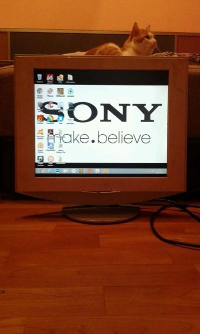 Лот: 8518328. Фото: 1. Монитор SONY sdm-hs73 диагональ... ЖК-мониторы