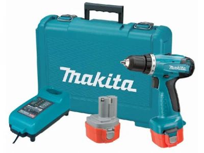 Лот: 4086845. Фото: 1. Дрель-шуруповерт Makita 6281. Электроинструмент
