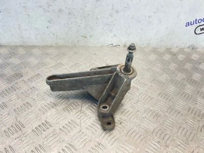 Лот: 24769811. Фото: 1. кронштейн МКПП Nissan Almera G15. Двигатель и элементы двигателя