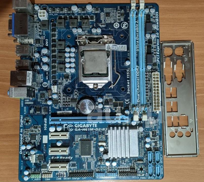 Материнская плата GA-H61M-D2-B3 + Процессор i3 2100 — купить в ...