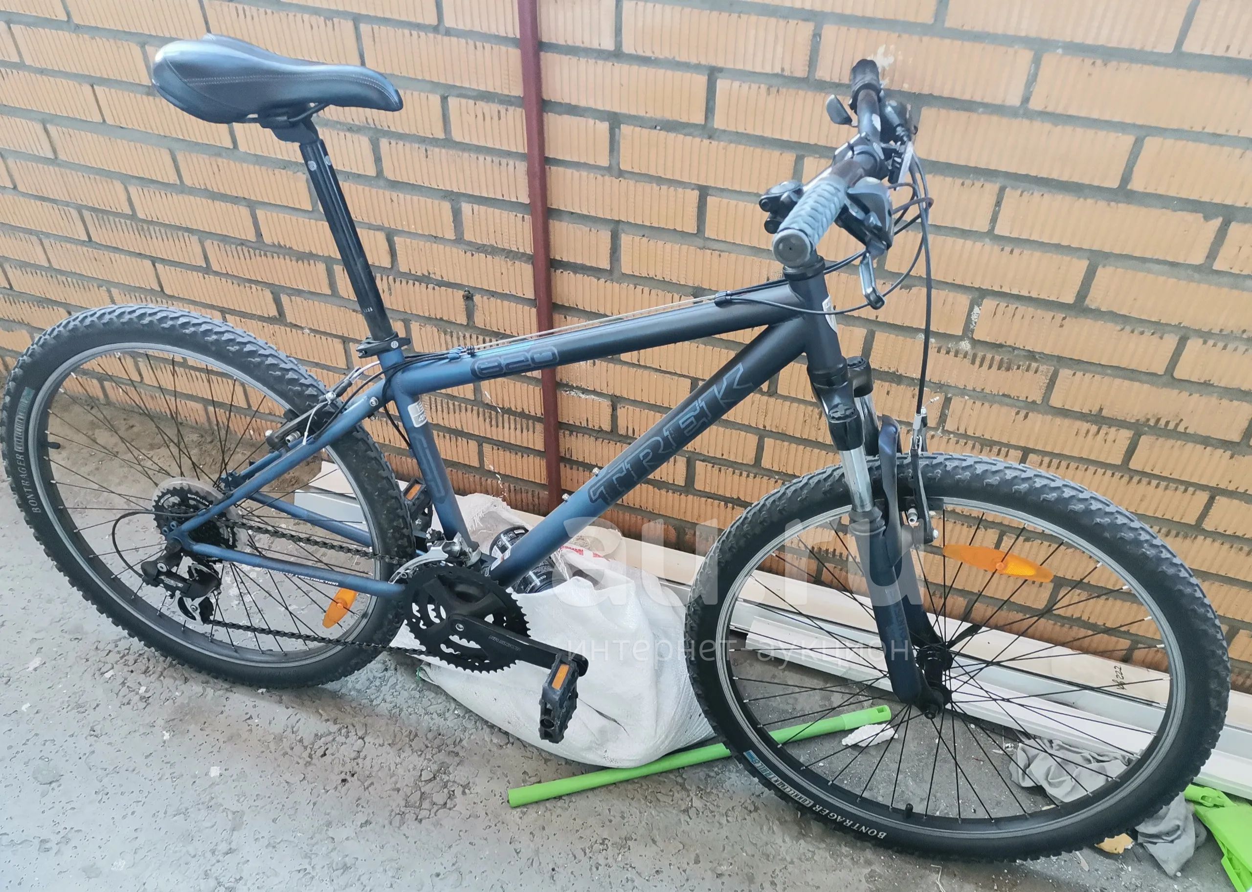 TREK 820 . Au.ru