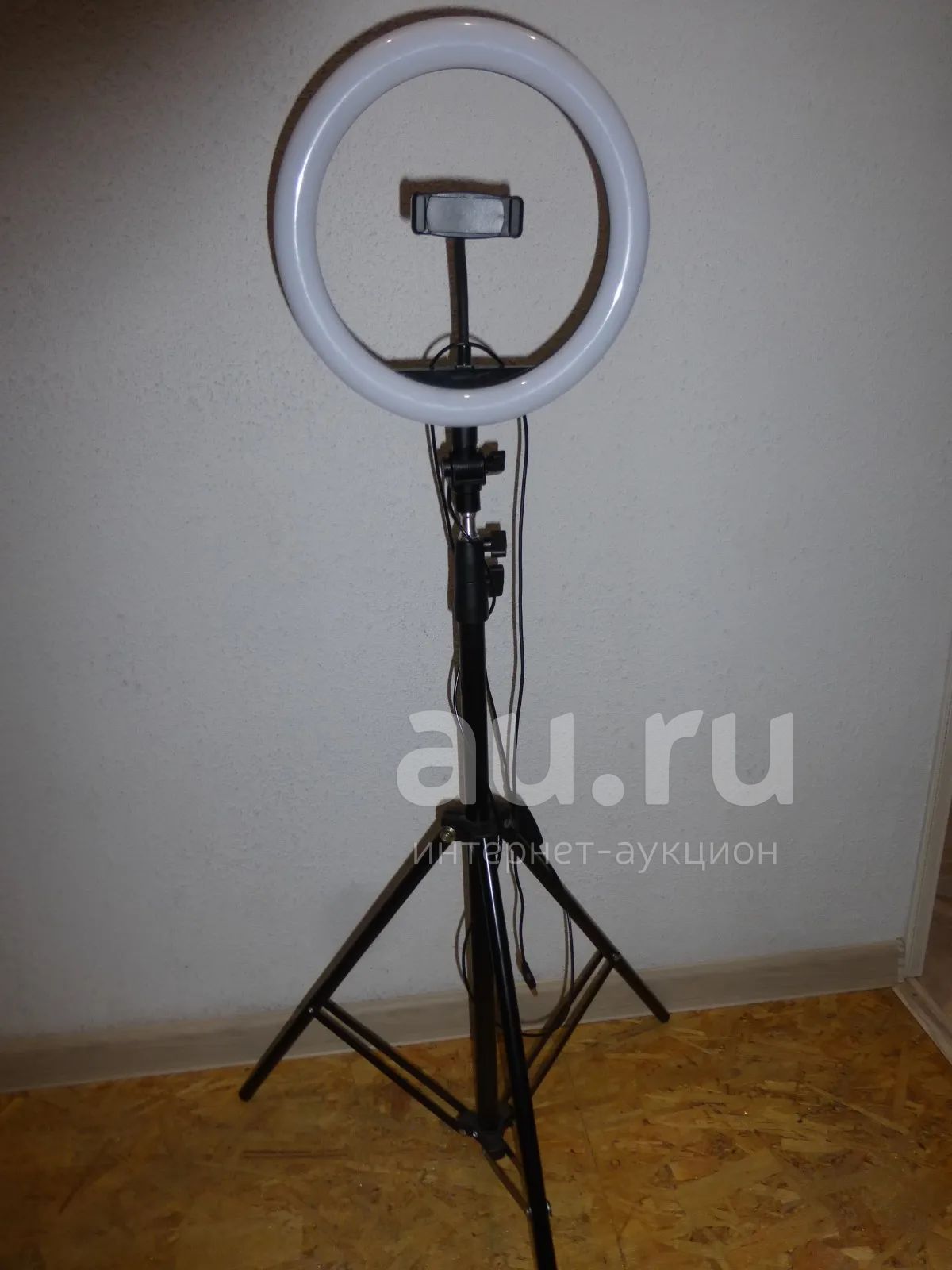 Кольцевая LED-лампа для телефона фото USB — купить в Красноярске.  Состояние: Б/у. Штативы, держатели на интернет-аукционе Au.ru