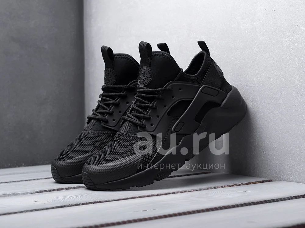 Nike huarache triple black australia hot sale