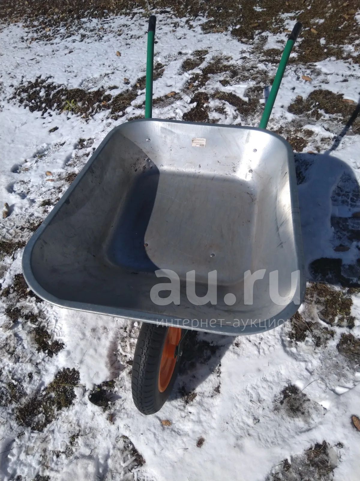 Тачка садовая одноколесная 90 кг/65 л — купить в Красноярске. Состояние ...
