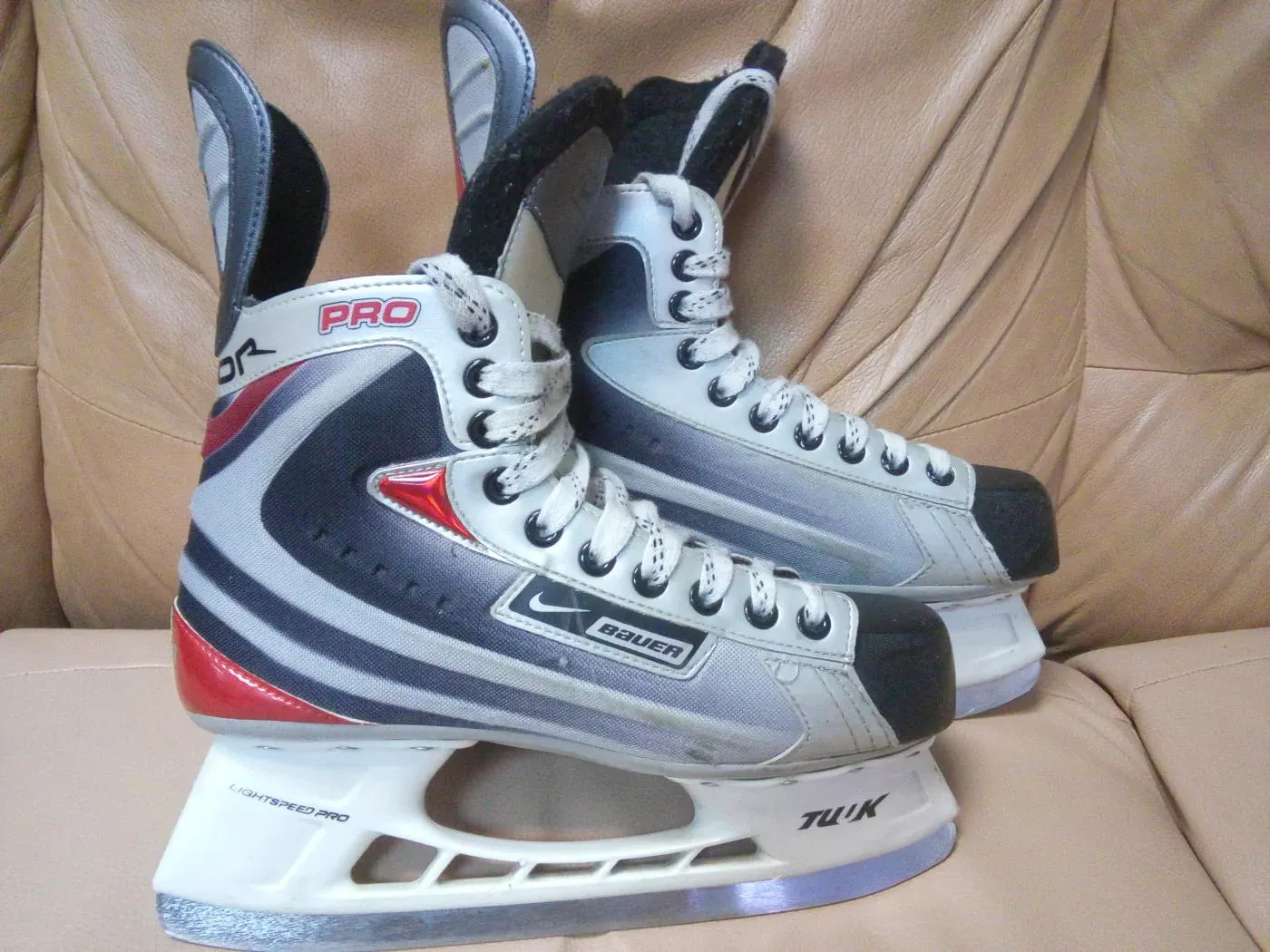 Купить Коньки Bauer Vapor Pro