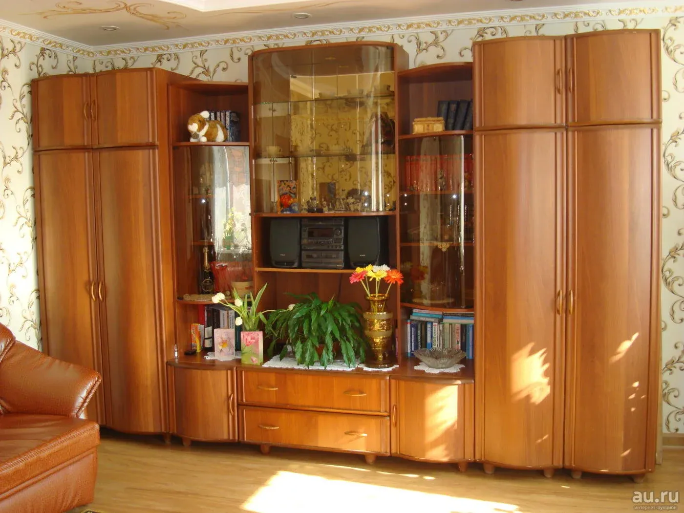 Мебельный гарнитур стенка