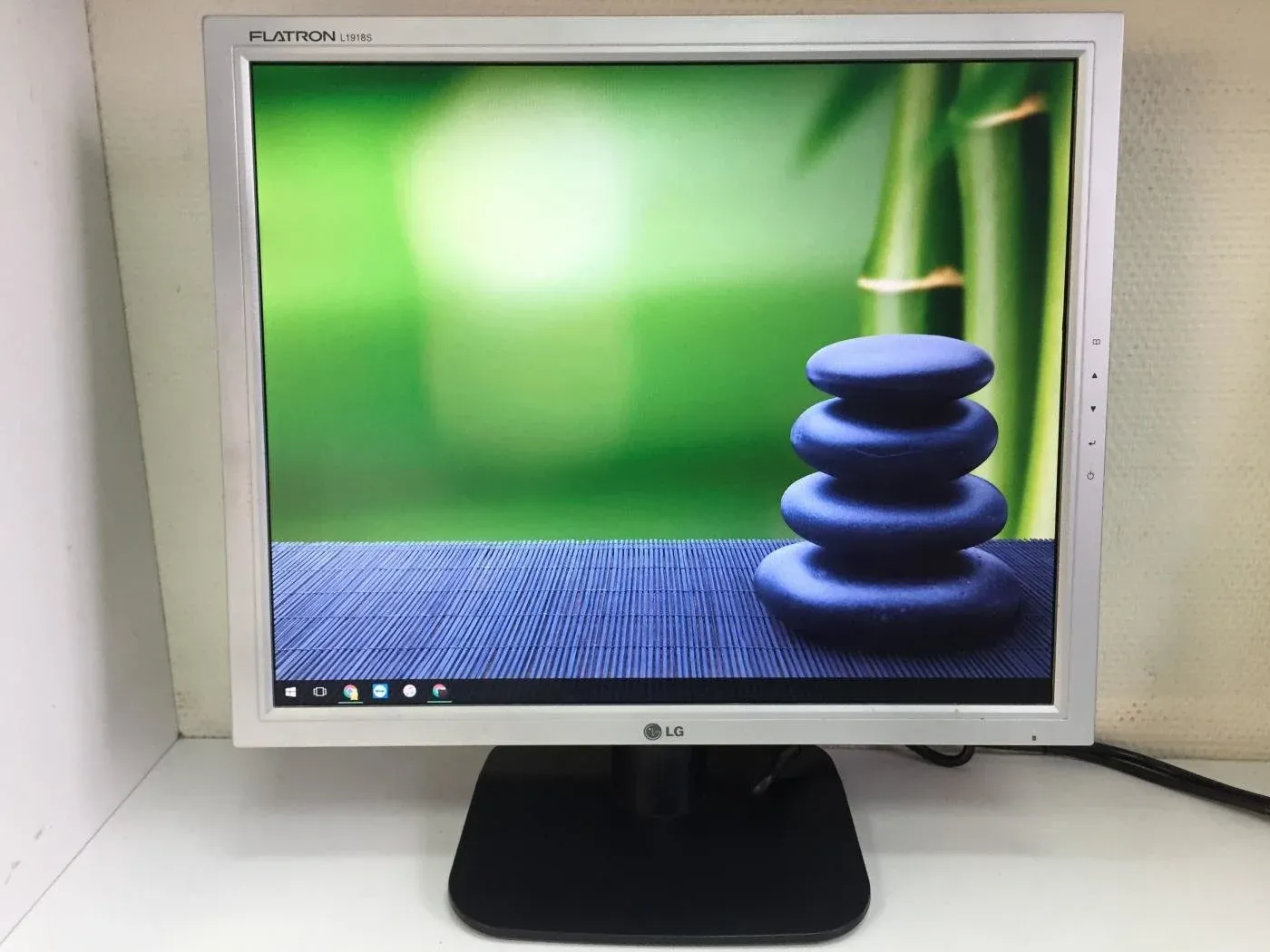 Монитор Flatron l1510s